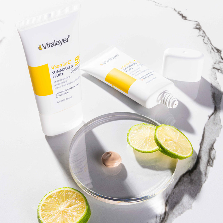 فلوئید ضدآفتاب بیرنگ ویتالایر SPF50 مدل Vitamin C مناسب انواع پوست، حجم 50 میلیلیتر